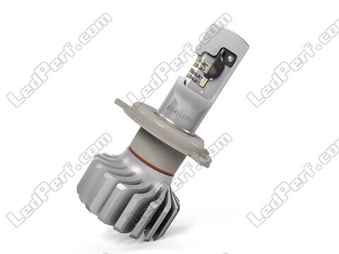Zoom on a Philips LED bulb approved for Fiat 500X